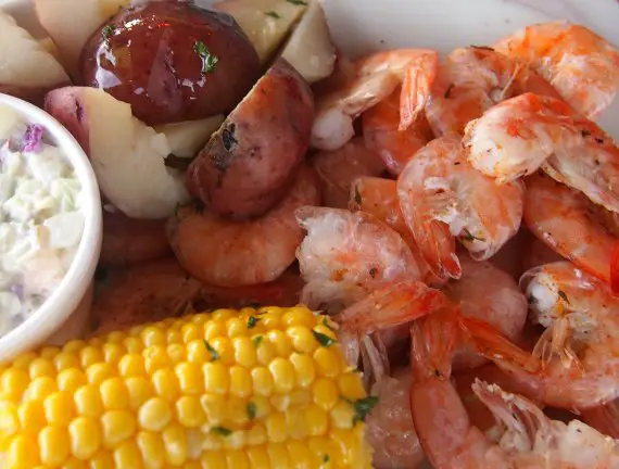 Southern style cooking on a deep south road trip. Southern Boil