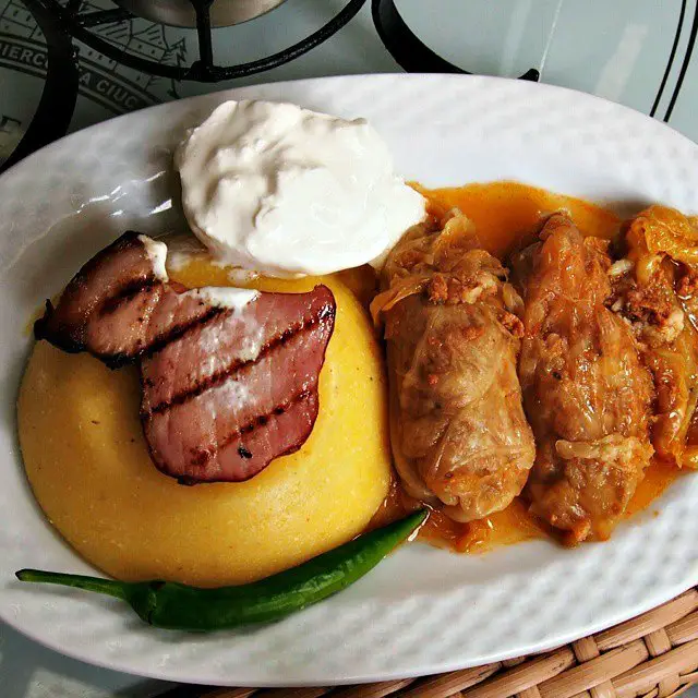 Food romanian culture Overview of