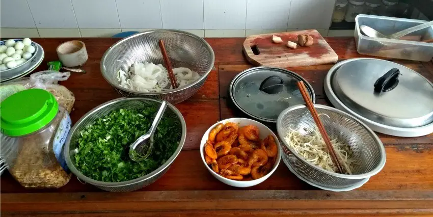 Preparing Mi Quang
