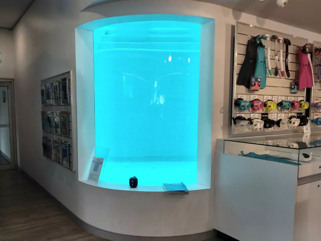 Learn to scuba dive in Port Douglas tank