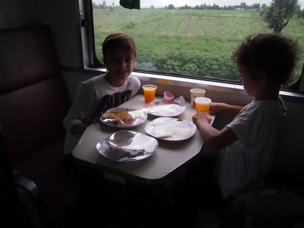 Breakfast train Bangkok Laos