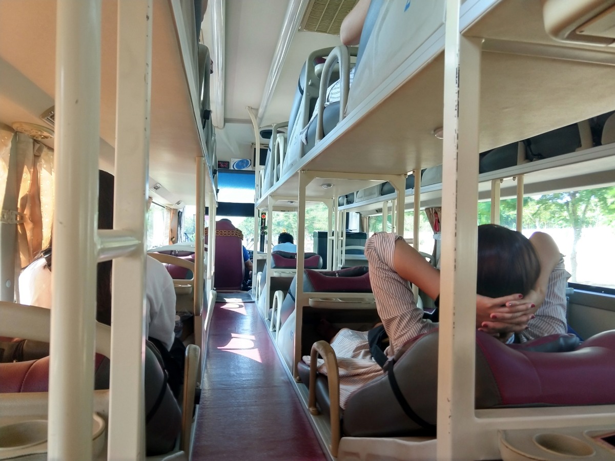 Vietnam travel tips bus